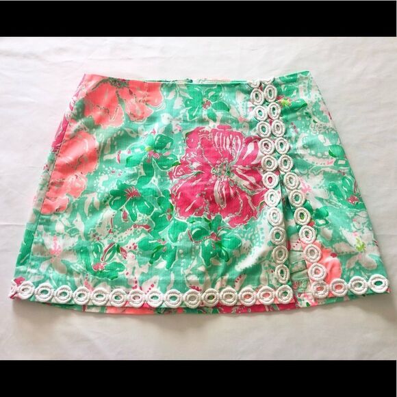 Lilly Pulitzer Floral Skort in Pink and Green - Picture 2 of 8